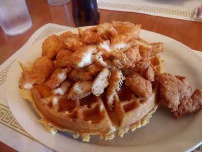 Lyla's Family Restaurant