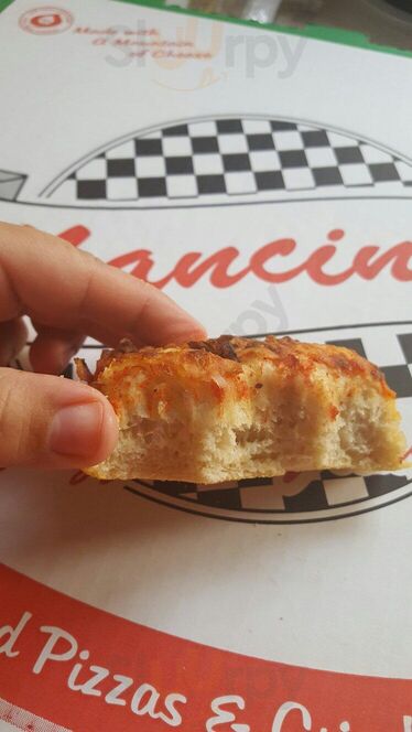 Mancino's Pizza & Grinders