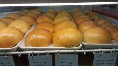 Tom's Donuts & Kolaches