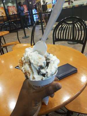 Coldstone Creamery