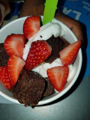 Menchie's Frozen Yogurt