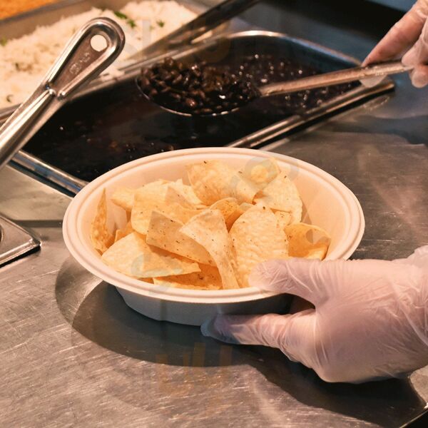 Qdoba Mexican Eats - Brentwood