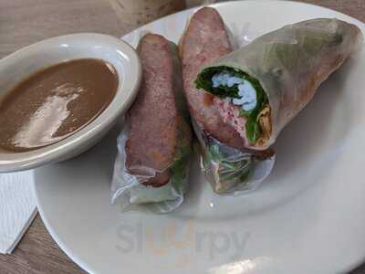 Central King Eggroll