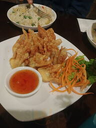Im Aroi Thai Cuisine