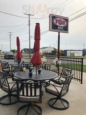 702 Bar
