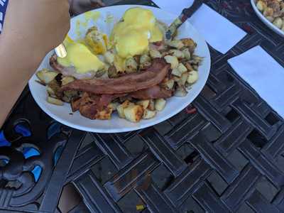 Blue Mountain Cuisine