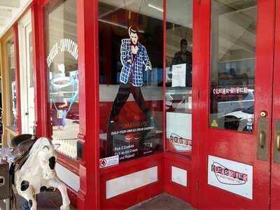 Clear River Ice Cream, Bakery & Deli