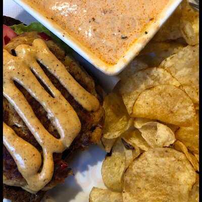 Square Market & Cafe