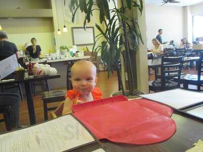 Mj's Downtown Cafe & Bakery