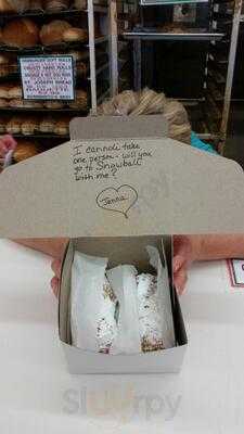 Bommarito Bakery & Wines