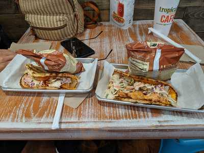 Tropical Smoothie Cafe