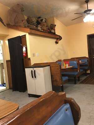 Sugar Bears Pizzeria