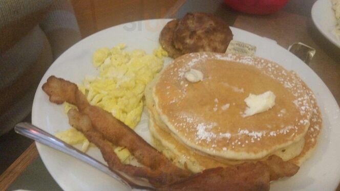 Argo's Family Diner