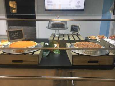 Magnolia Room Cafeteria