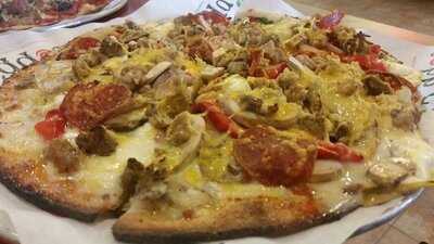 Topp't Handcrafted Pizza & Chopped Salads
