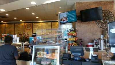 Willy's Bagels & Blends