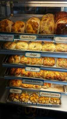 Willy's Bagels & Blends