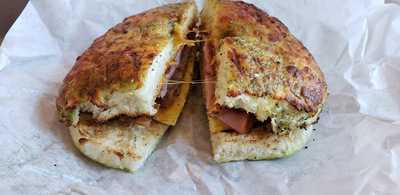 Willy's Bagels & Blends