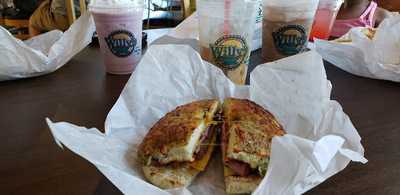 Willy's Bagels & Blends