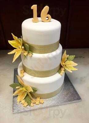 Las Chicas Bakery & Cafe