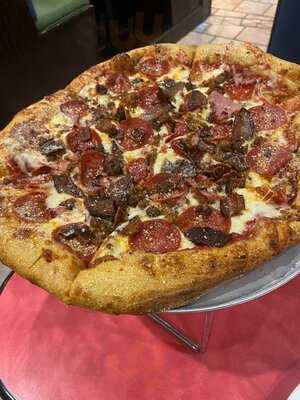 Mellow Mushroom Tucker