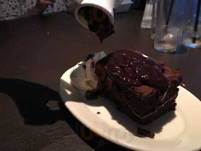 Black Angus Steakhouse - Brentwood