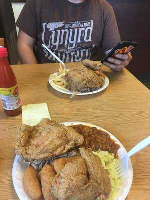 Smithfield's Chicken 'n Bar-b-q