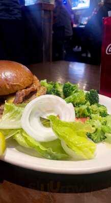 Embers Tavern & Grille