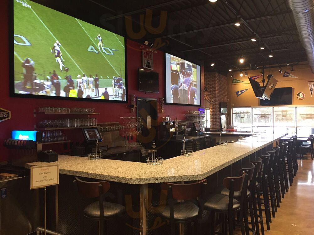 Rosati's Pizza Pub Hunt Club