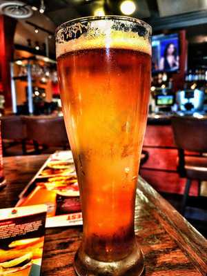 Red Robin Restaurant