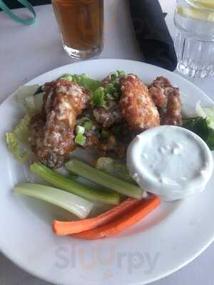 The Hook, Seafood Broiler & Spirits