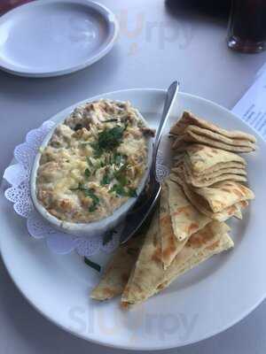 The Hook, Seafood Broiler & Spirits