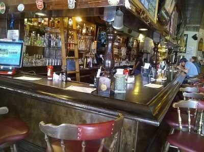 Royal Oak Pub