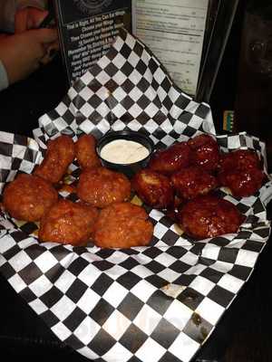 Tailgaters Sports Bar And Grill