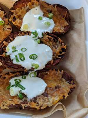 Tailgaters Sports Bar And Grill