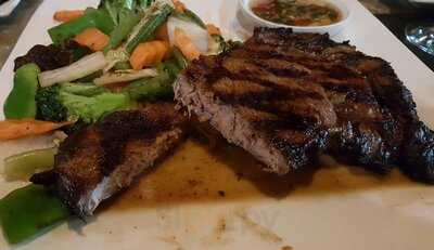 Vanh Dy's Restaurant & Lounge