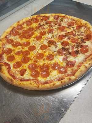 Gino's Pizza
