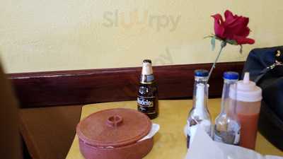 El Gallito Drive Inn