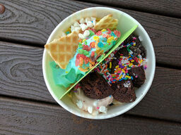 Coolyo Frozen Yogurt