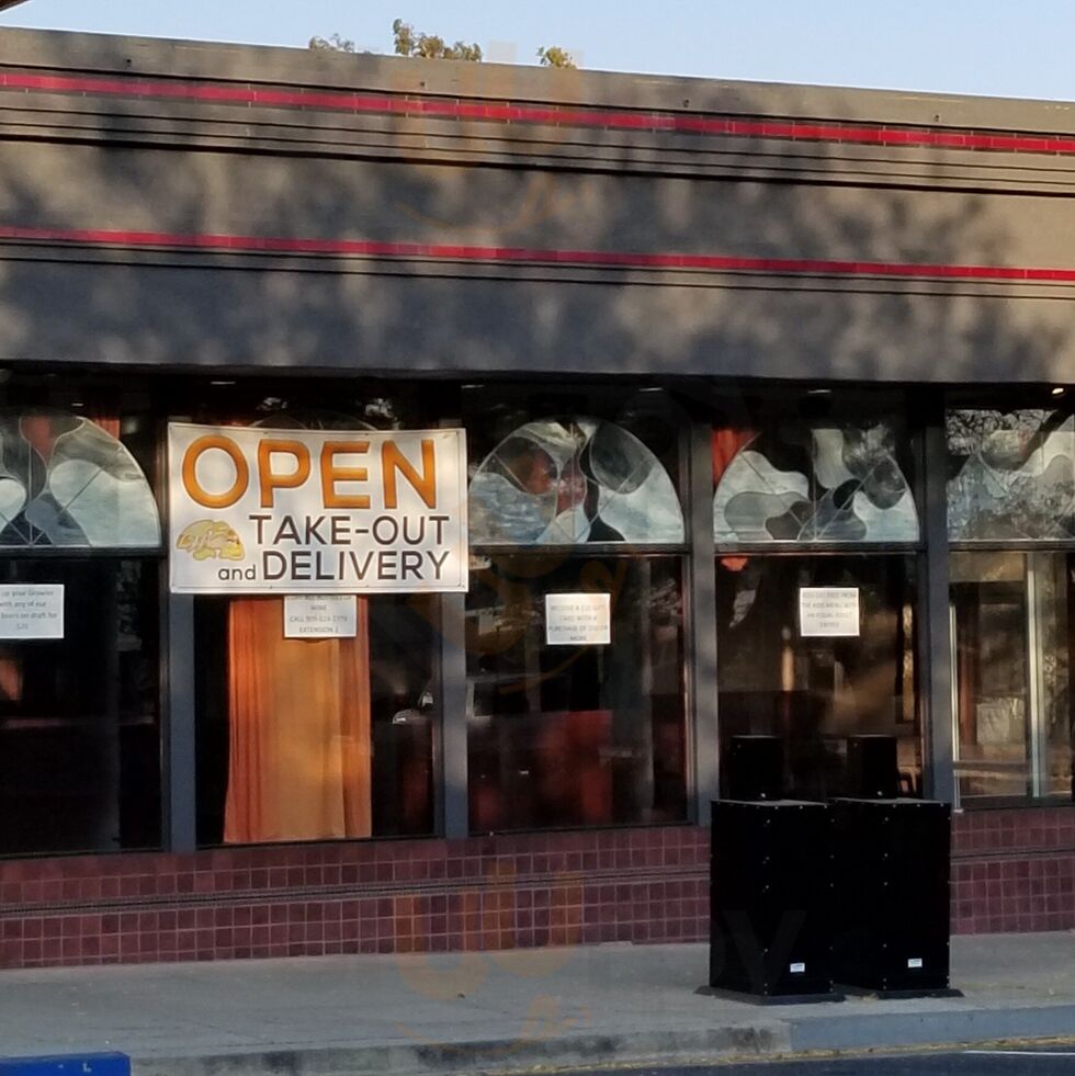 Walter's Restaurant And Bakery