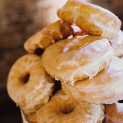 Sweet Bakes Donuts & Cakes