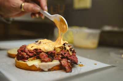 M And M Market And Deli