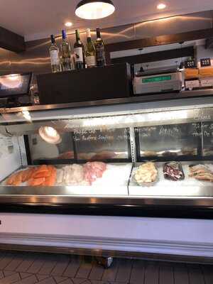 Fishmonger & Eatery