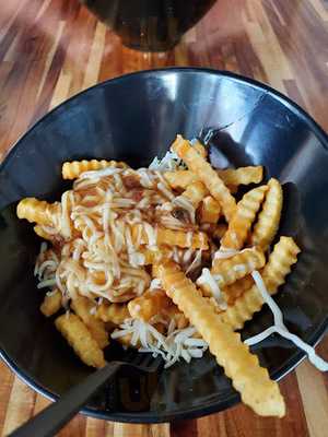 The Junction Pizzeria And Grill