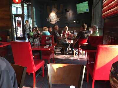 Red Robin Gourmet Burgers And Brews