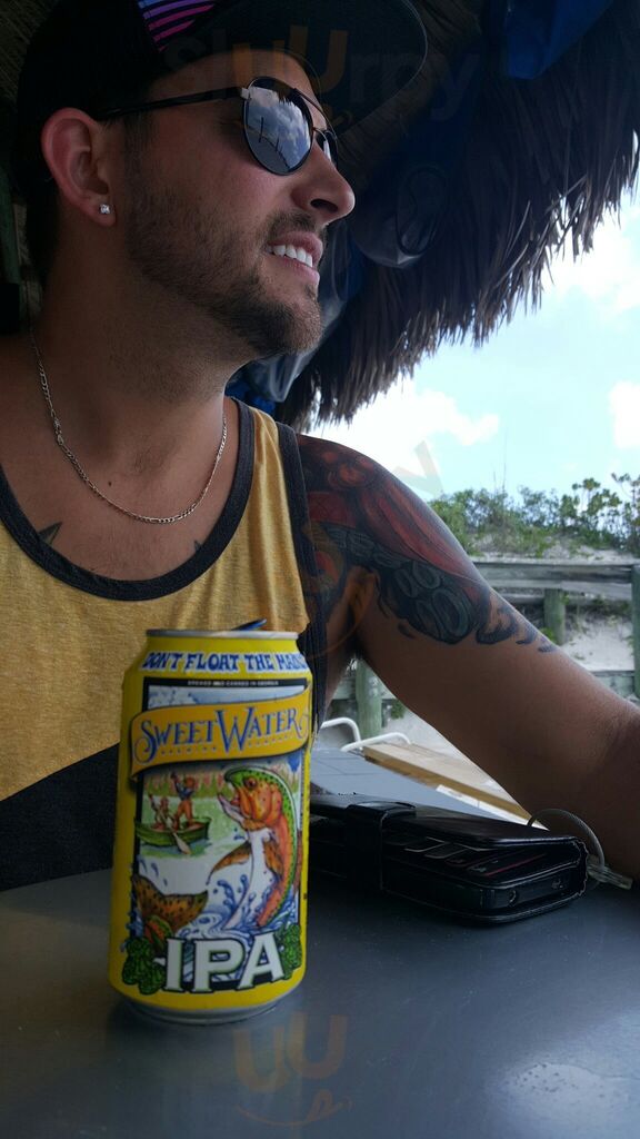 Chris's Beachside