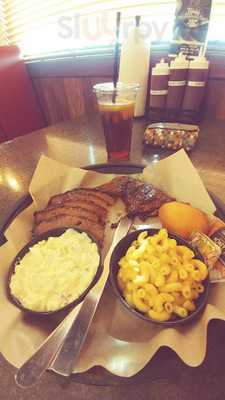 Bone's Barbecue