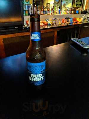 Shooters Sports Bar & Grill