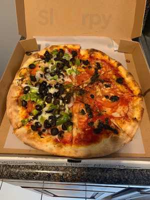 Bari Pizzeria Restaurant