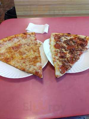 Bari Pizzeria Restaurant